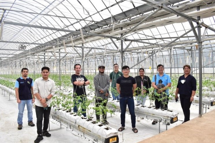 Harnessing digitalization for smart agriculture Harnessing digitalization for smart agriculture