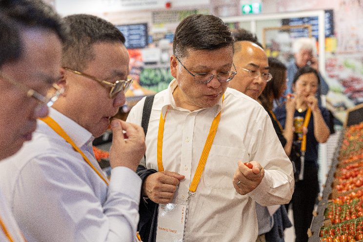 Dutch government and industry join forces to promote horti at GreenTech Dutch government and industry join forces to promote horti at GreenTech