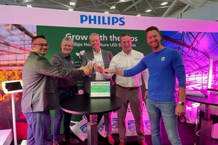 Philips announces new partner Houweling Americas Philips announces new partner Houweling Americas