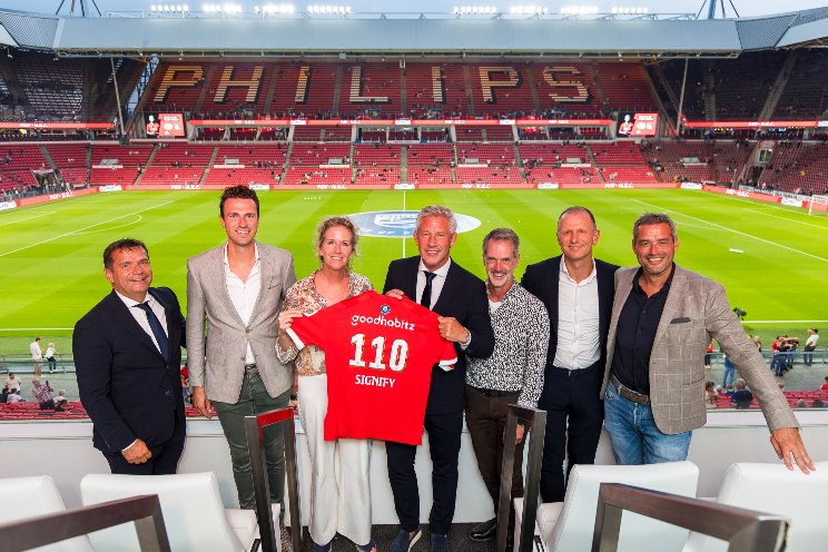 Football Club PSV makes ‘the greenest choice’ with Philips