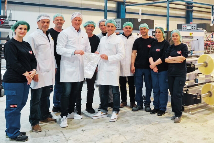 Paardekooper invests in new Kosovo sustainable flower sleeve factory