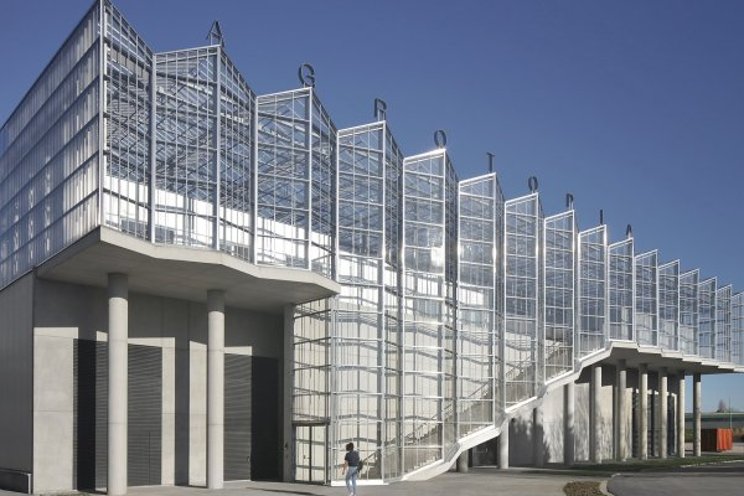 Rooftop greenhouse Agrotopia wins WAF Award