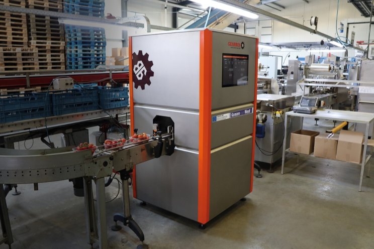 GearStation: smart workstation for QC GearStation: smart workstation for QC