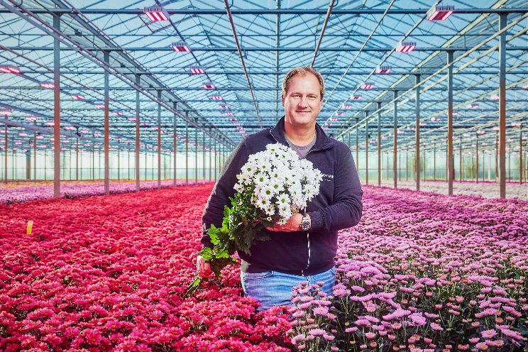 Signify provided Van Wordragen with a full LED installation
Signify provided Van Wordragen with a full LED installation
