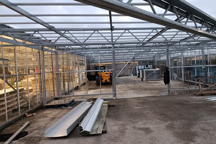 Expansion garden centre GrovesWell chain