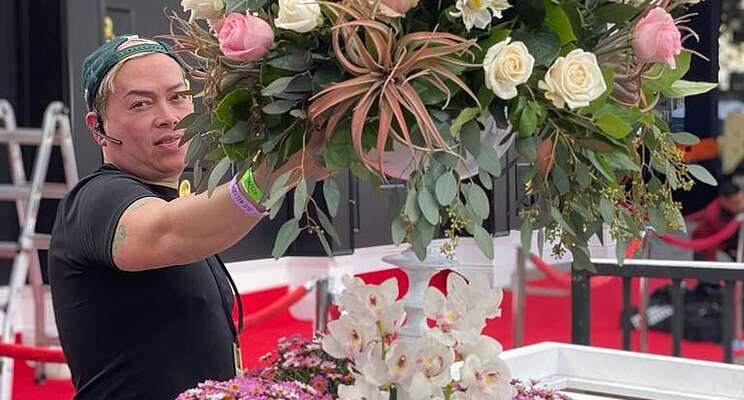 Suntory Flowers glams up The GRAMMYs Suntory Flowers glams up The GRAMMYs