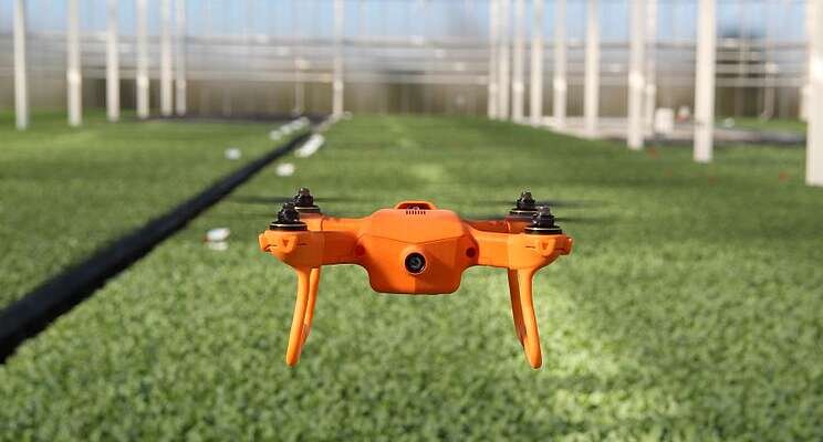 Drones bring new automation options into the greenhouse Drones bring new automation options into the greenhouse