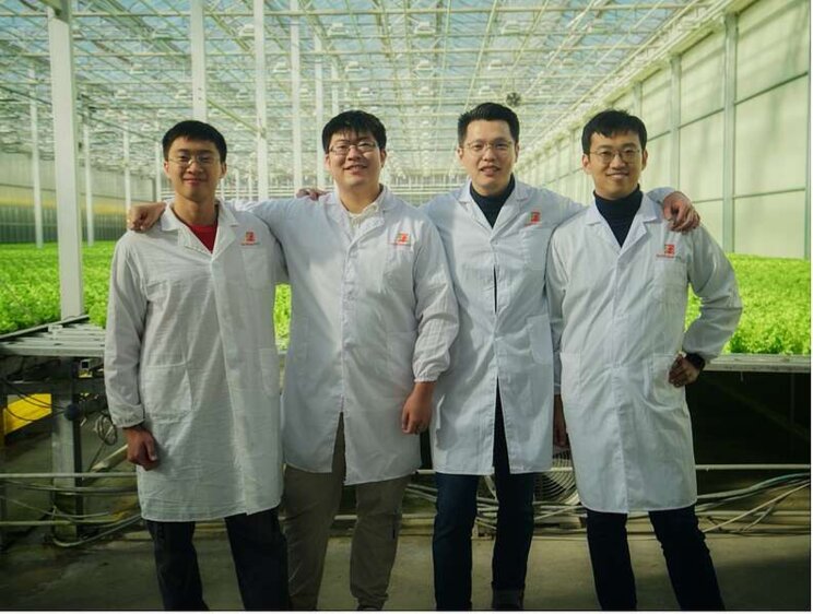 Dutch-trained Chinese researchers put theory to test Dutch-trained Chinese researchers put theory to test