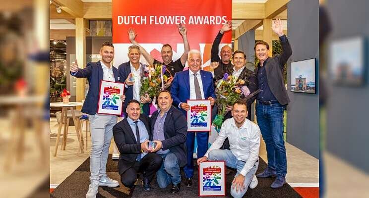 Proud winners of Dutch Flower Awards Proud winners of Dutch Flower Awards