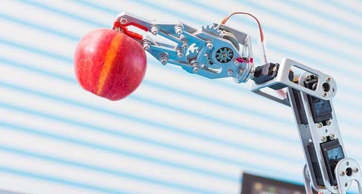 Robot influences the role of the horticulturist