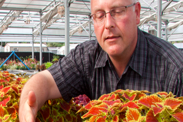 Helping smaller growers build better consumer connections Helping smaller growers build better consumer connections