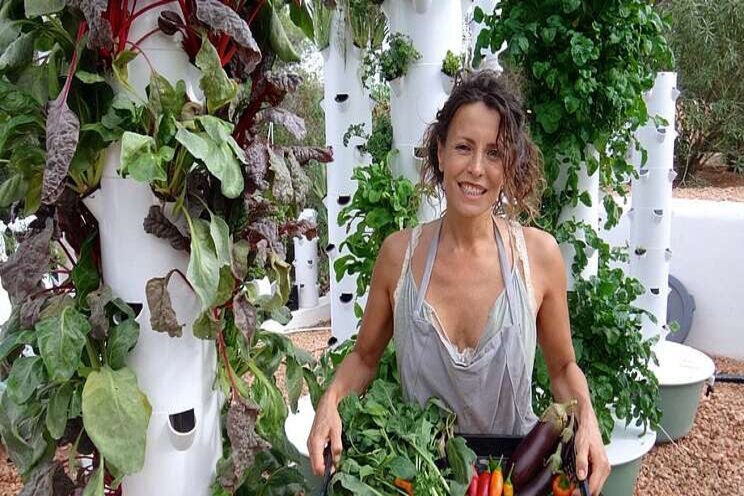 Responding Corona virus with vertical farming! Responding Corona virus with vertical farming!