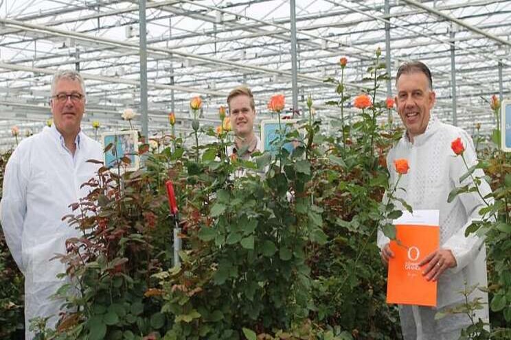 Rose collaboration expanding Rose collaboration expanding