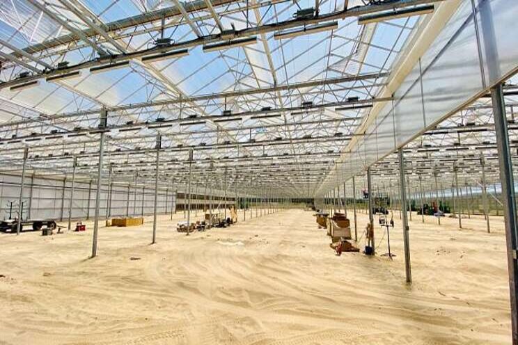 Indoor farm expanding greenhouse Indoor farm expanding greenhouse