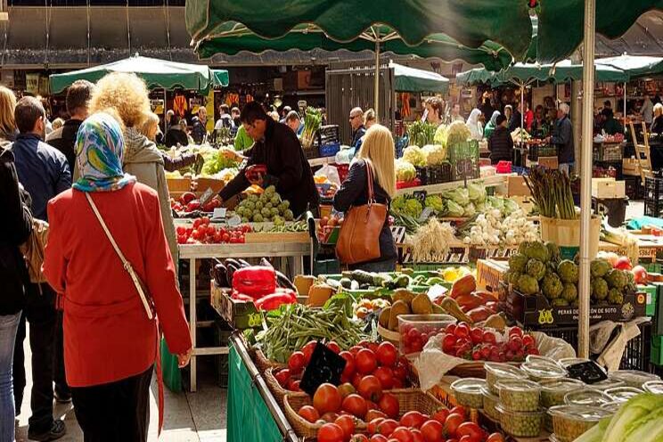Eating local and plant-based diets Eating local and plant-based diets
